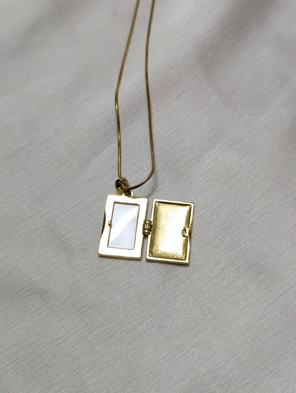 Photo locket Necklace