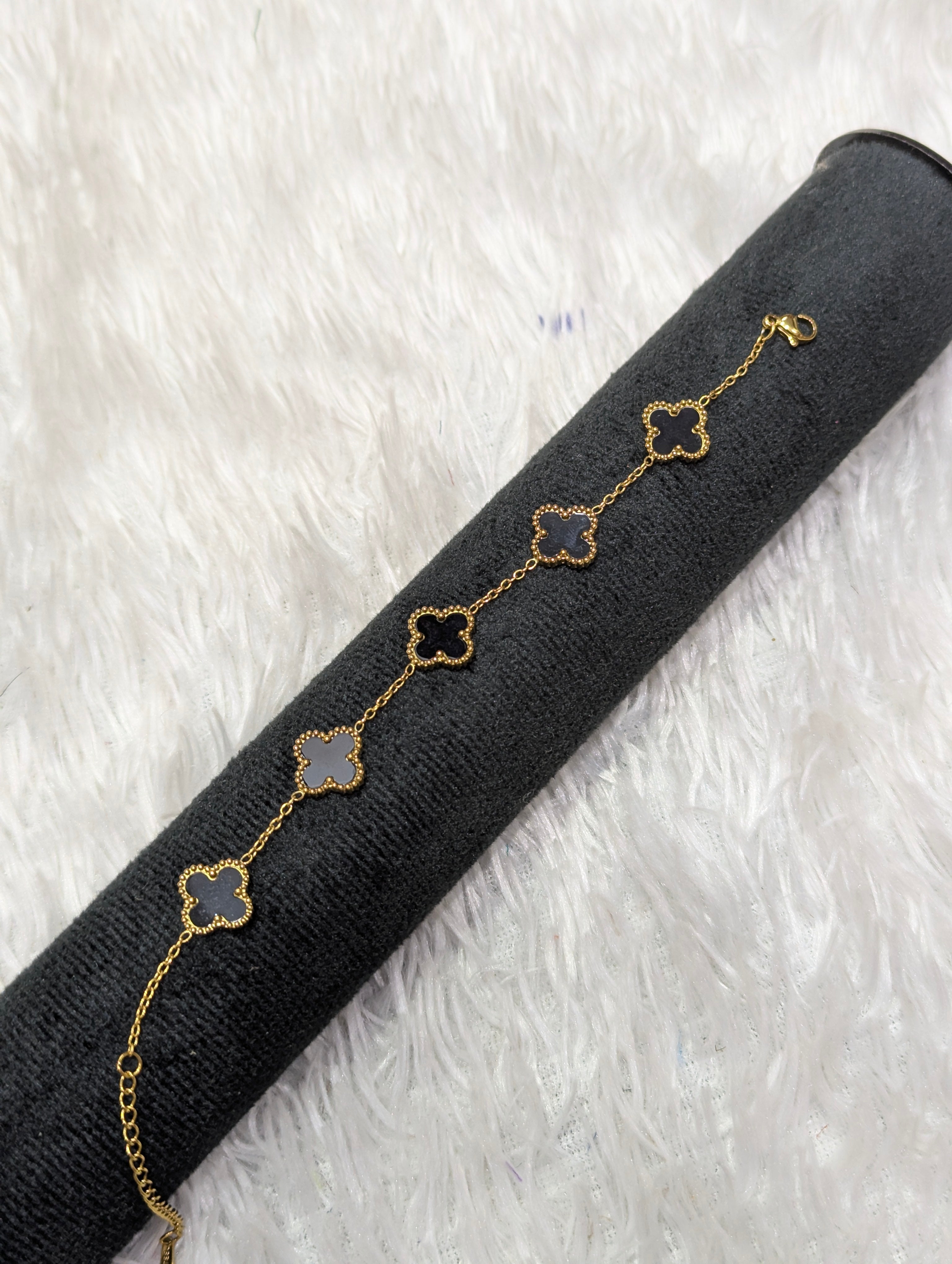 Black clover bracelet