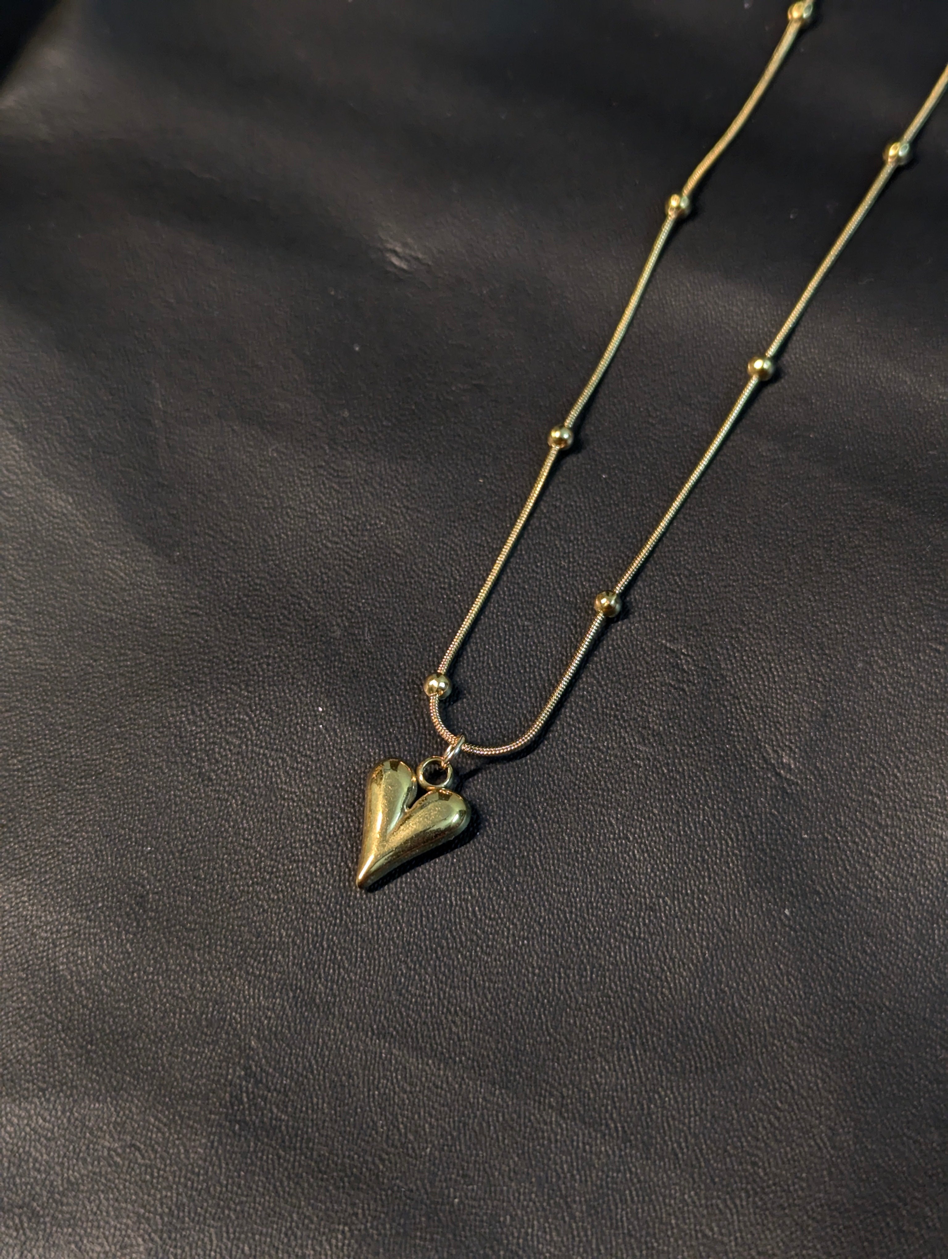 Anti-Tarnish Heart shaped Pendant necklace