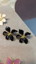 Enamel 5 Petals stud Earrings
