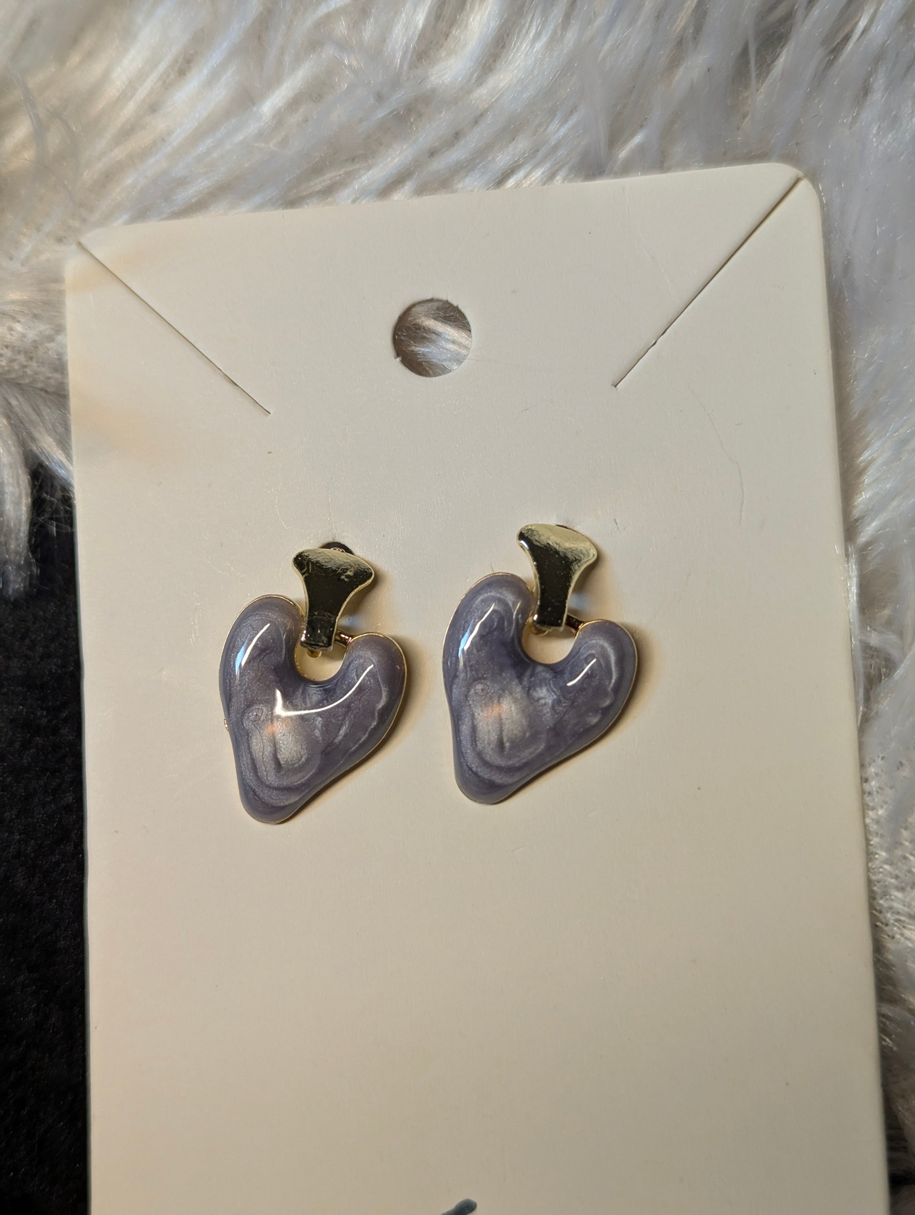 Korean purple heart earrings