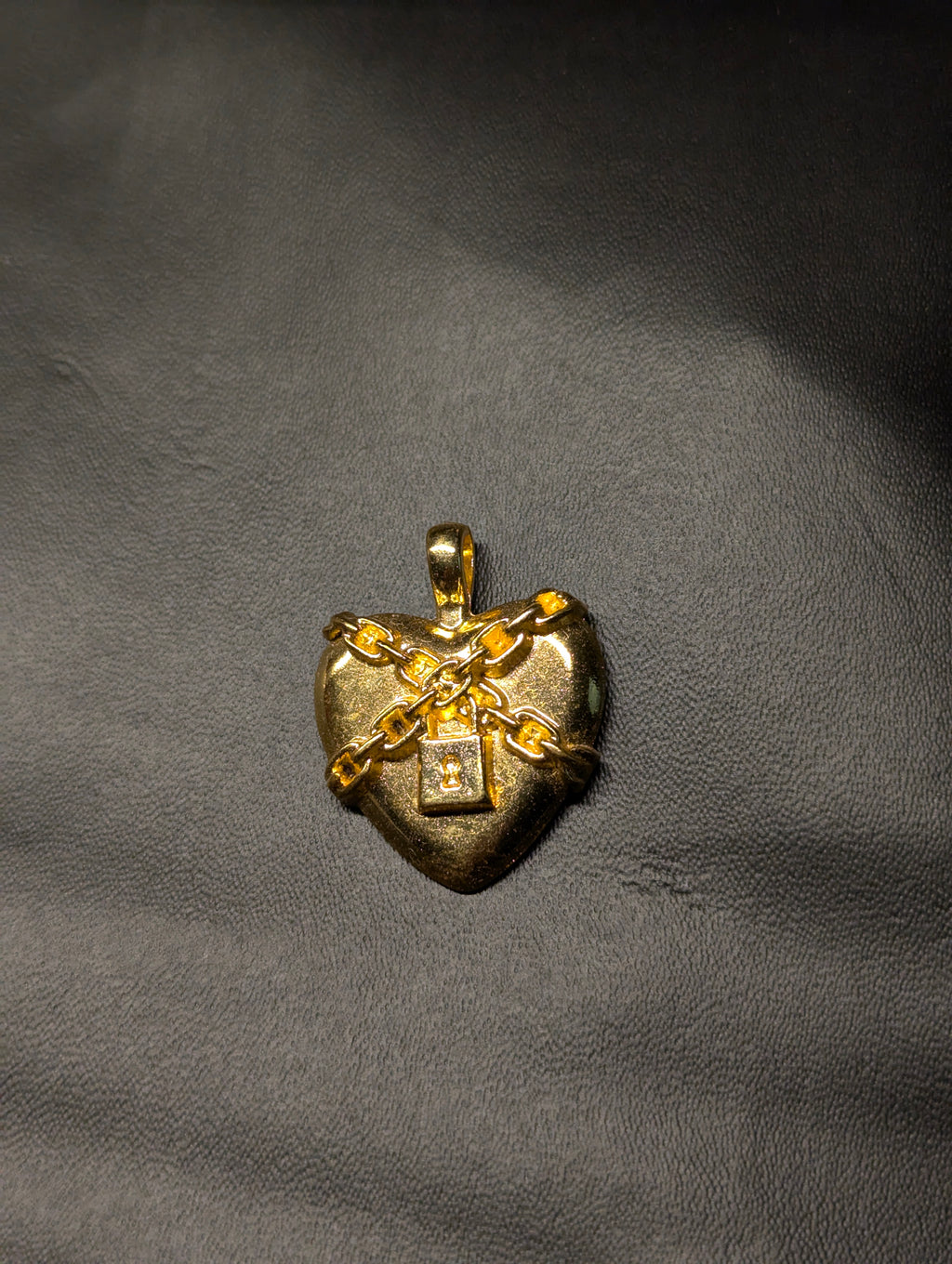 Heart lock pendant