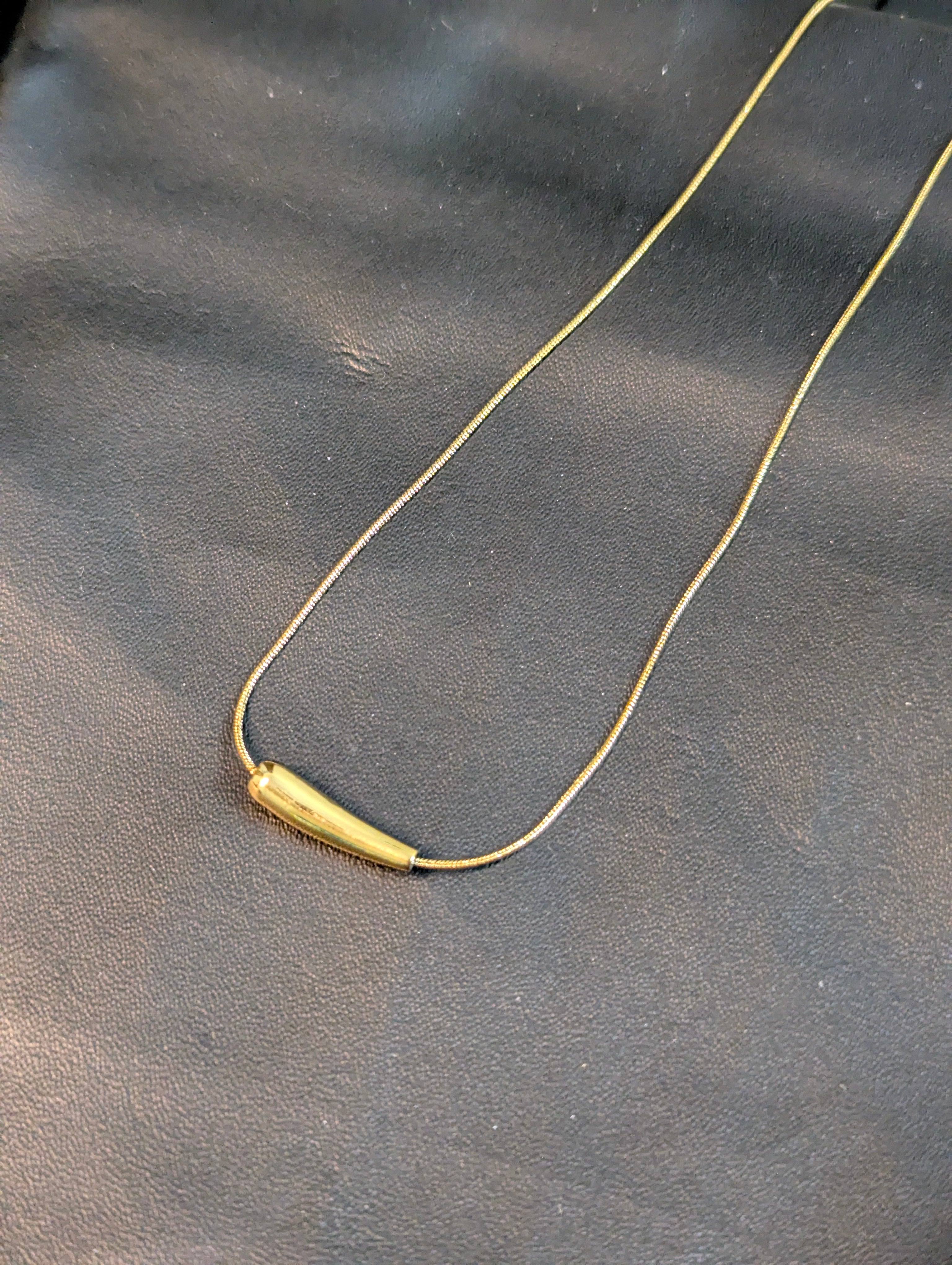 Anti-Tarnish minimalistic trendy necklace with a sleek