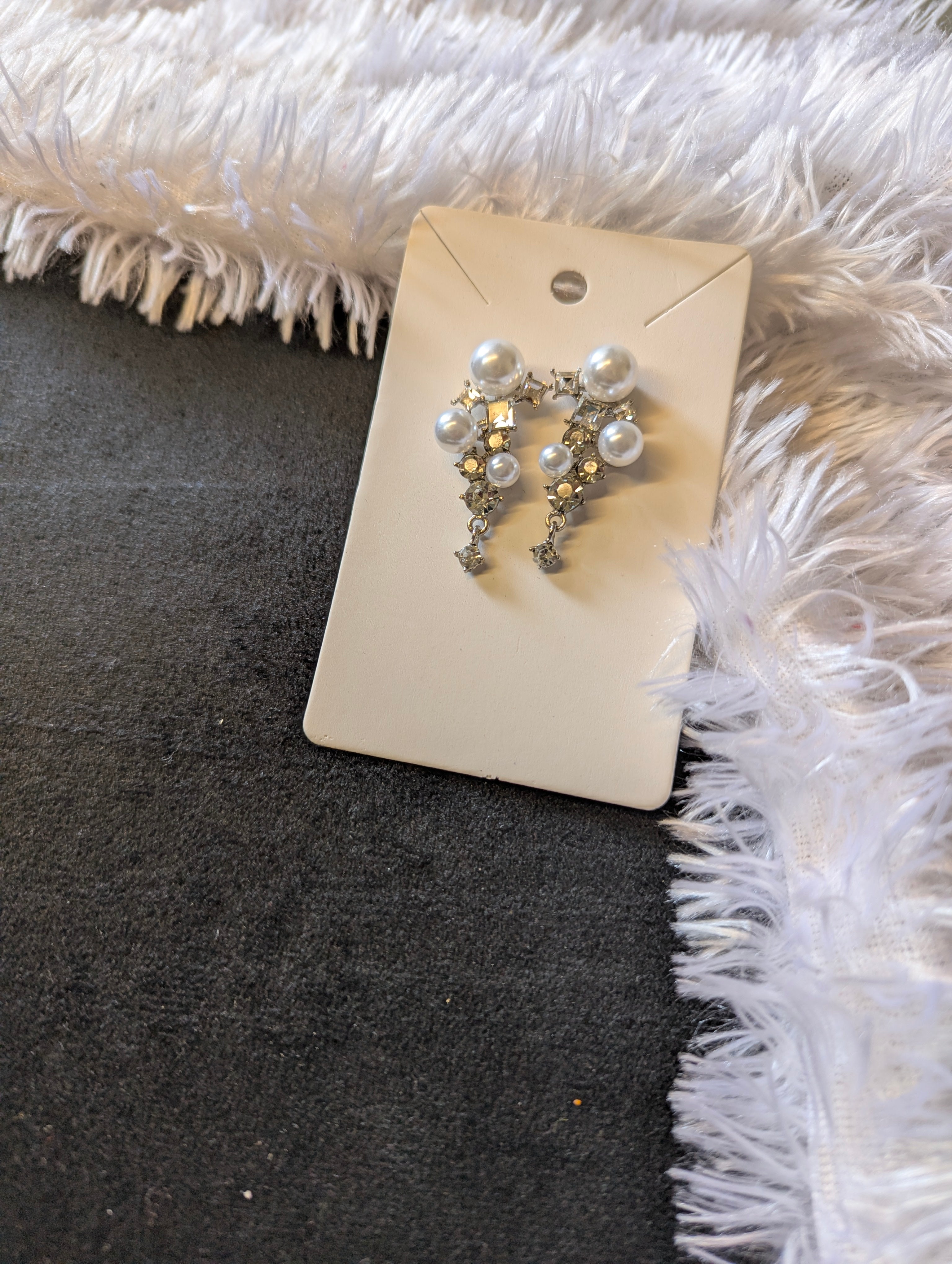 Korean grape cluster earrings