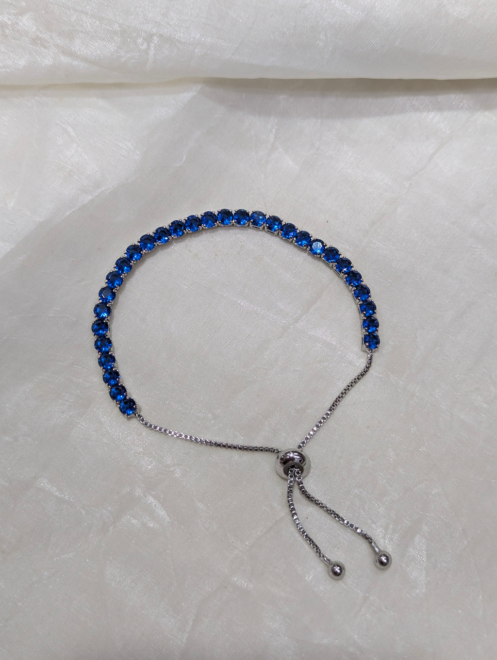 Crystal blue adjustable bracelet